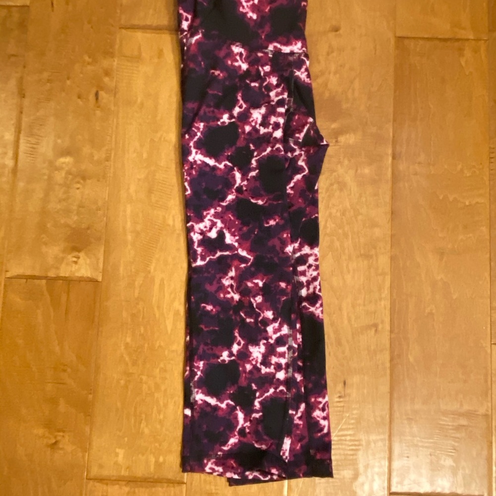 Old navy Capri workout pants